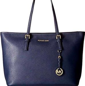 Michael Kors Jet Set(M)Multi Function Travel Tote